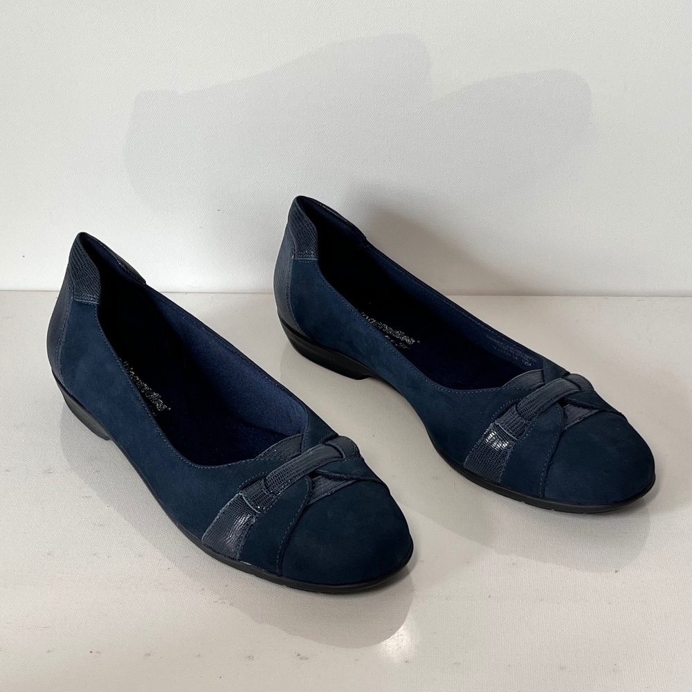 Walking Cradles Freya Freya Closed Toe Flat